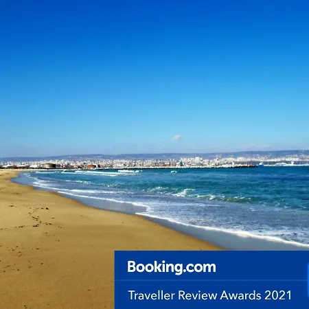 Relax In South Bay Apartament Varna