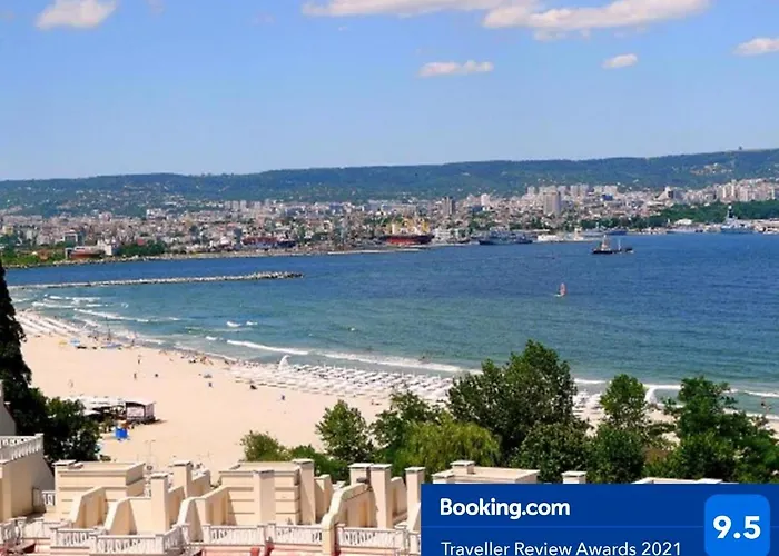 Relax In South Bay Apartment